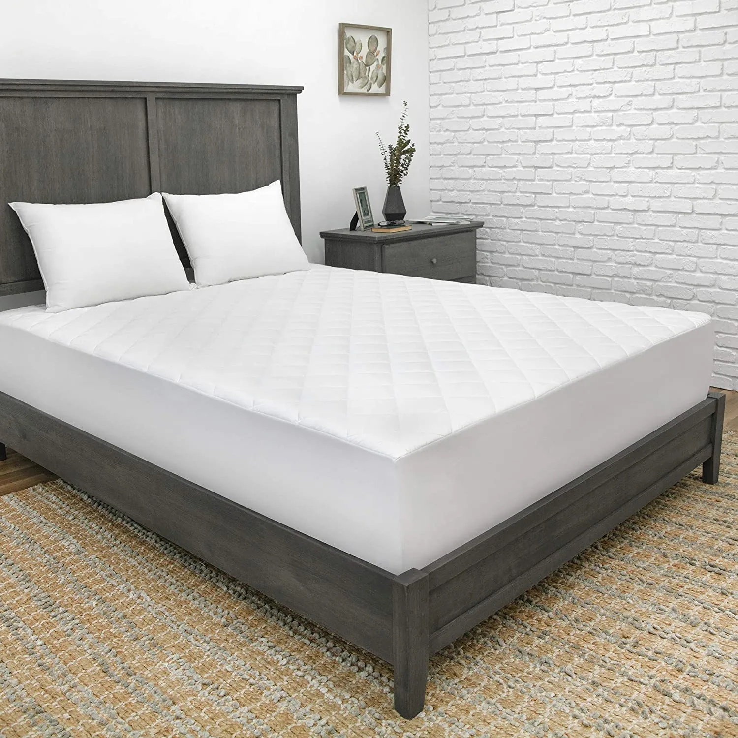 Coolmax 300 Thread Count Cotton Rich Mattress Pad available in 4 sizes