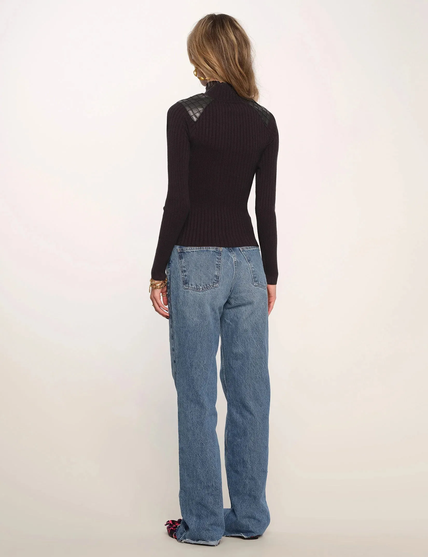 {Heartloom} Kenna Sweater