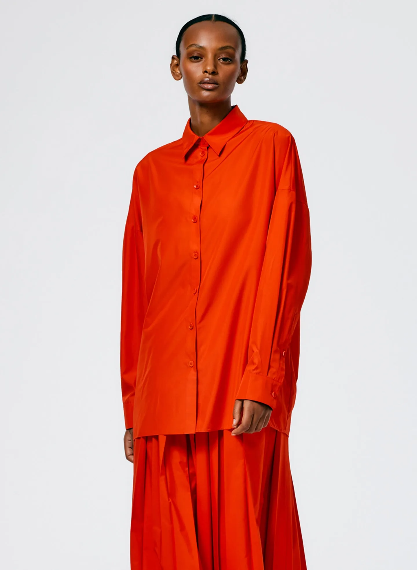Italian Sporty Nylon Shirt with Cocoon Back