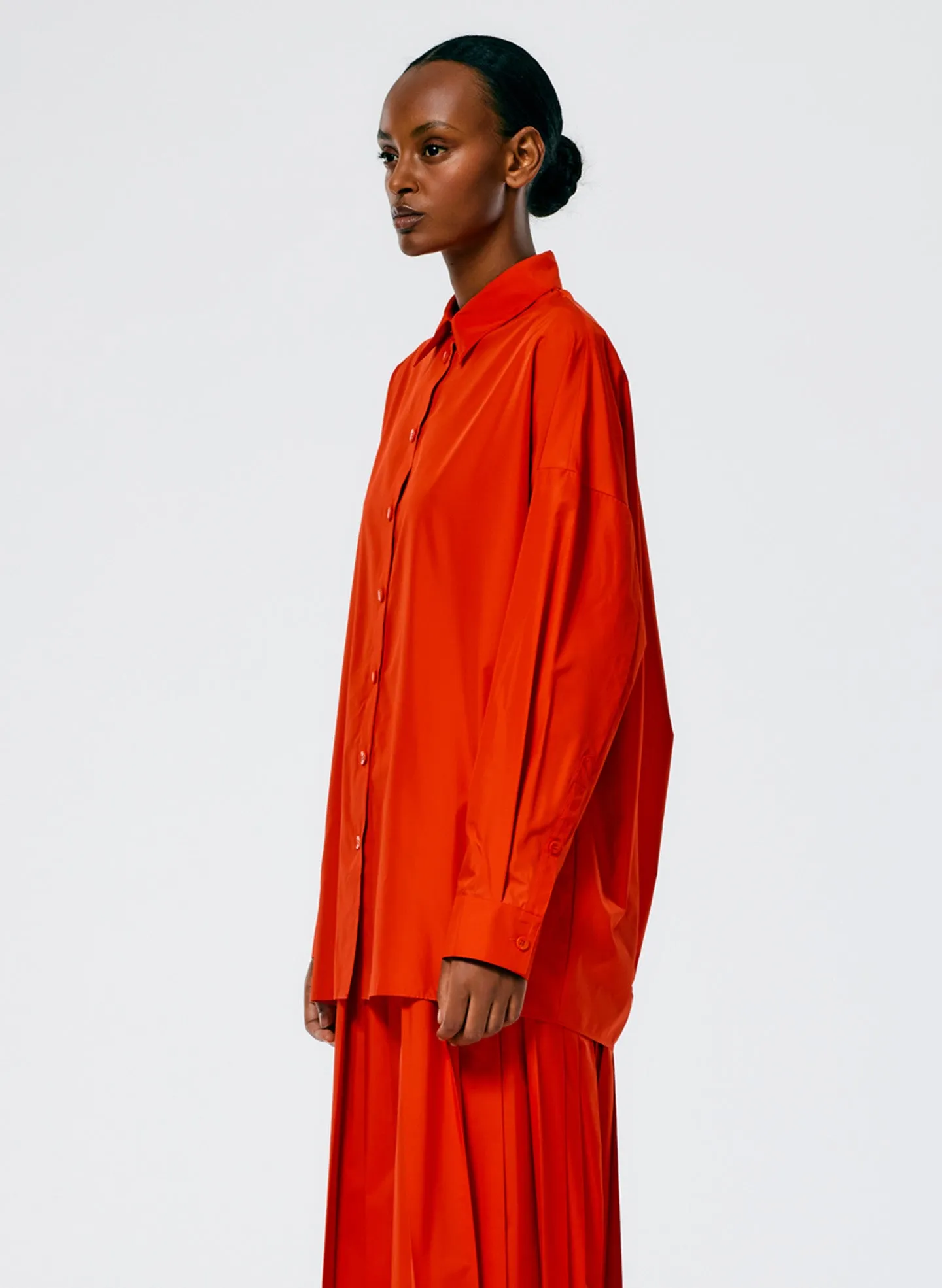Italian Sporty Nylon Shirt with Cocoon Back