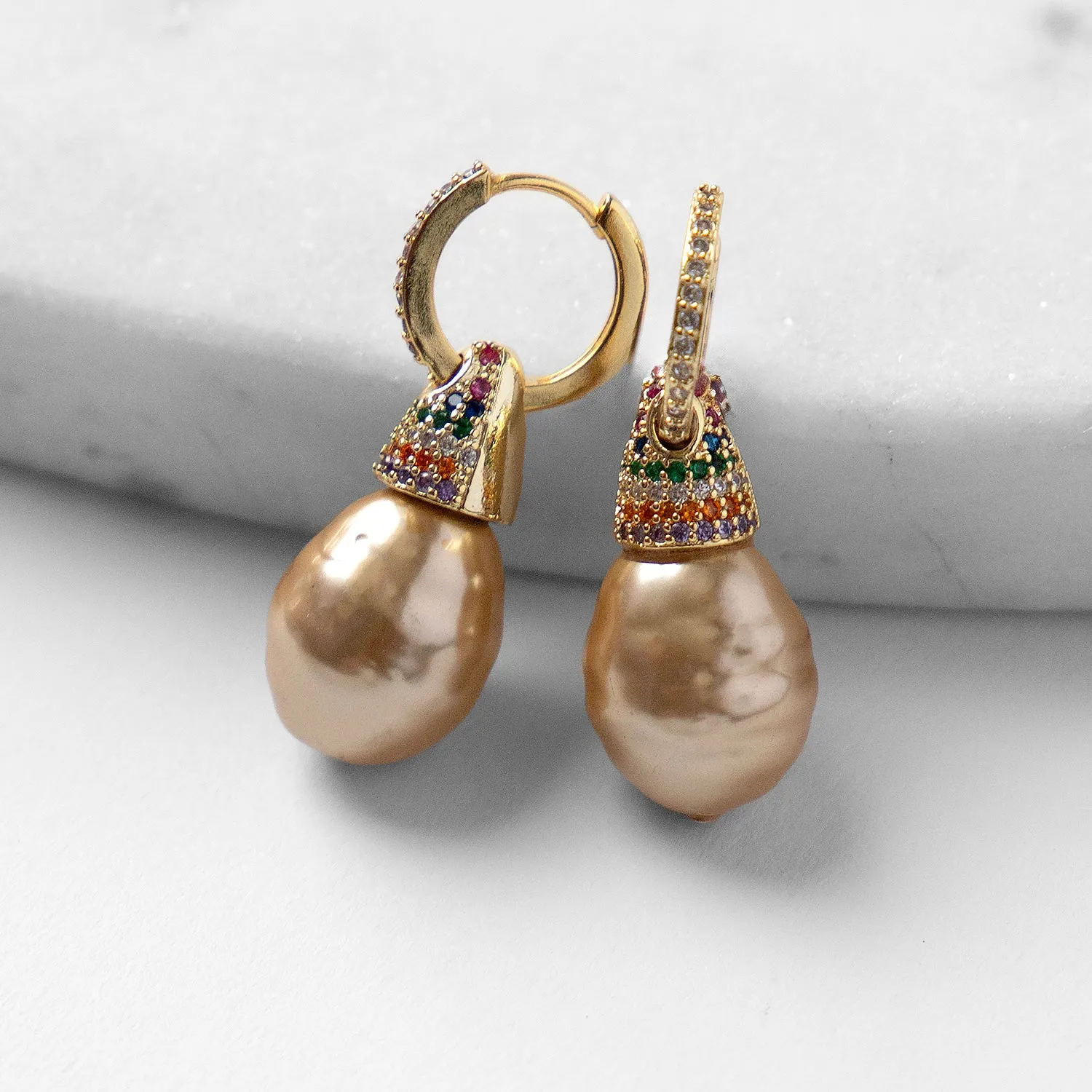 Julietta Pearl Hoops