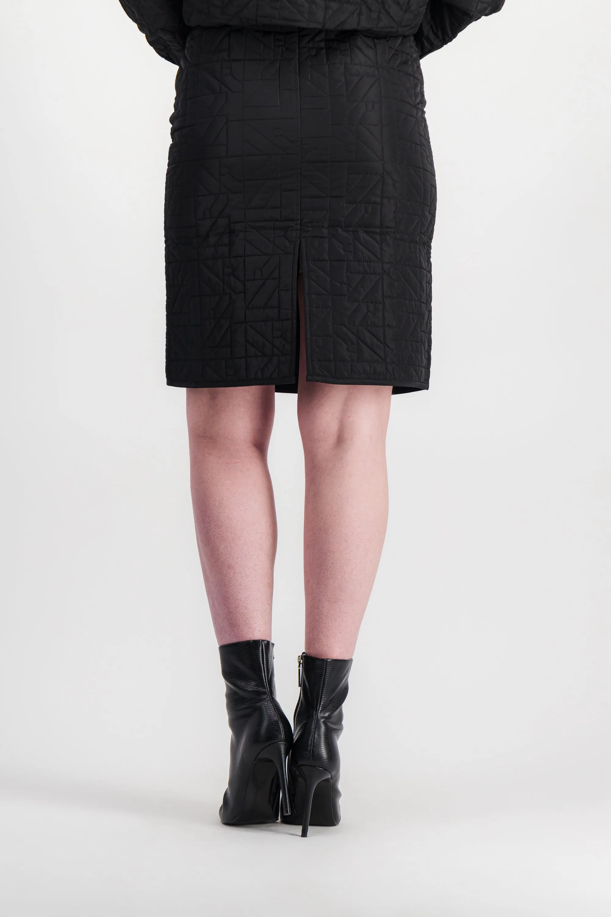 Logo quilted mini skirt