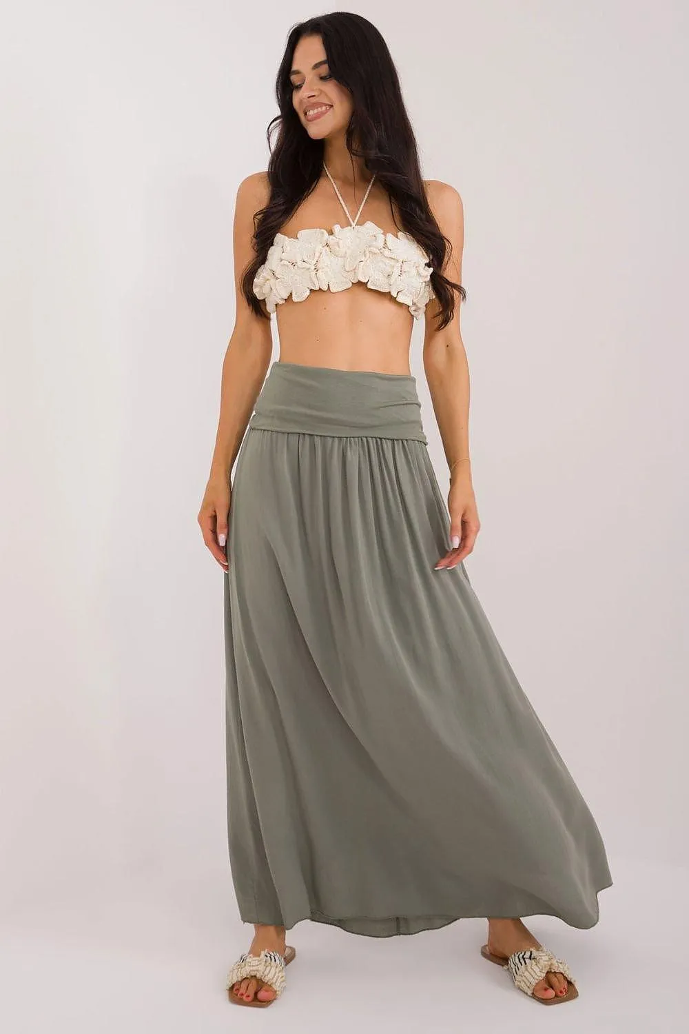 Och Bella smooth, solid material casual maxi skirt