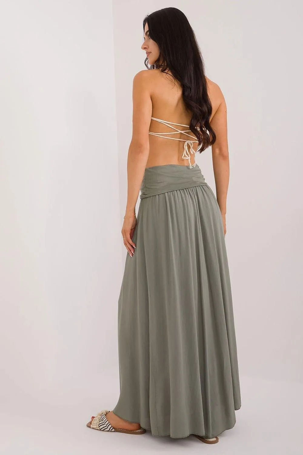 Och Bella smooth, solid material casual maxi skirt