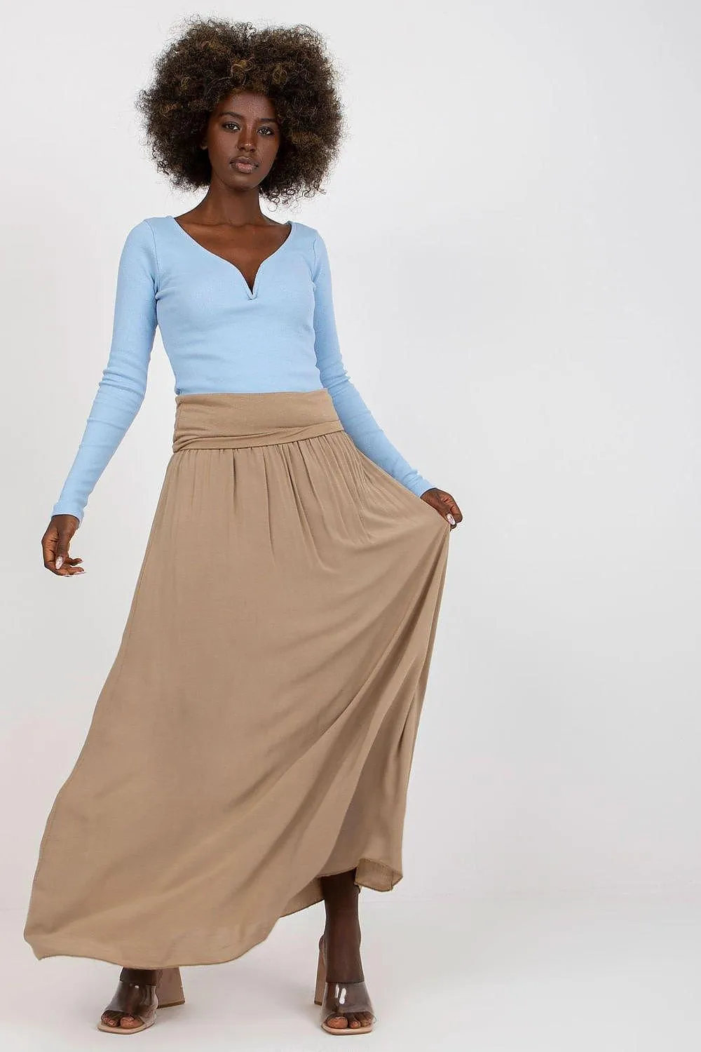 Och Bella smooth, solid material casual maxi skirt