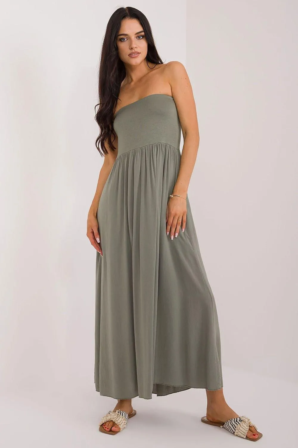 Och Bella smooth, solid material casual maxi skirt
