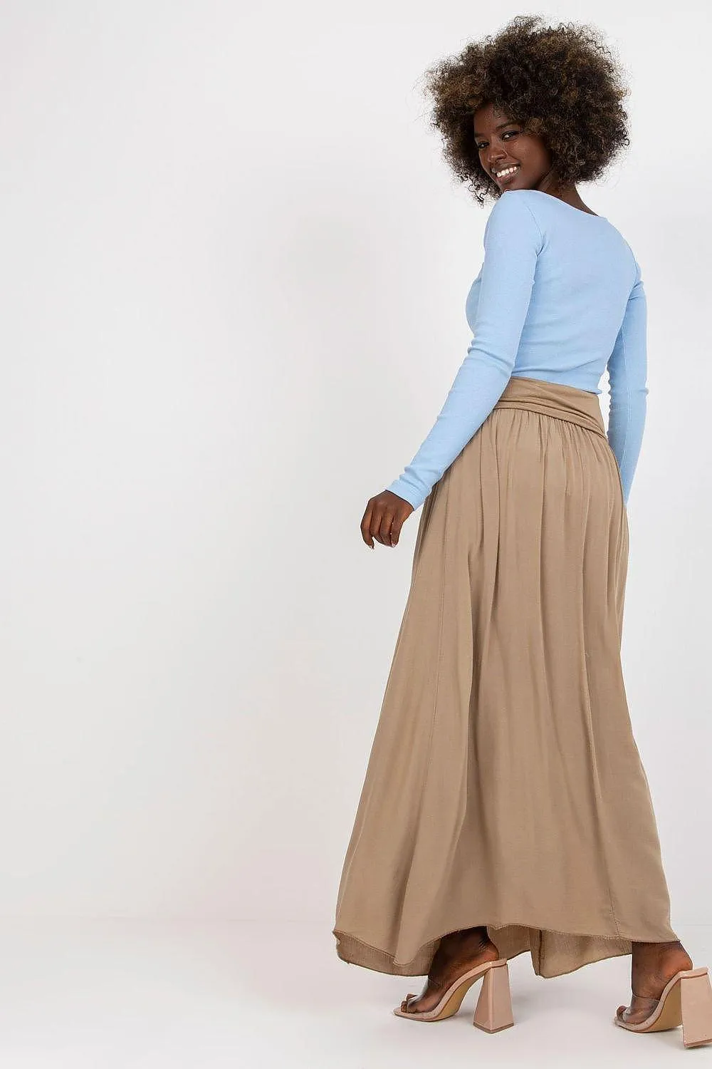 Och Bella smooth, solid material casual maxi skirt