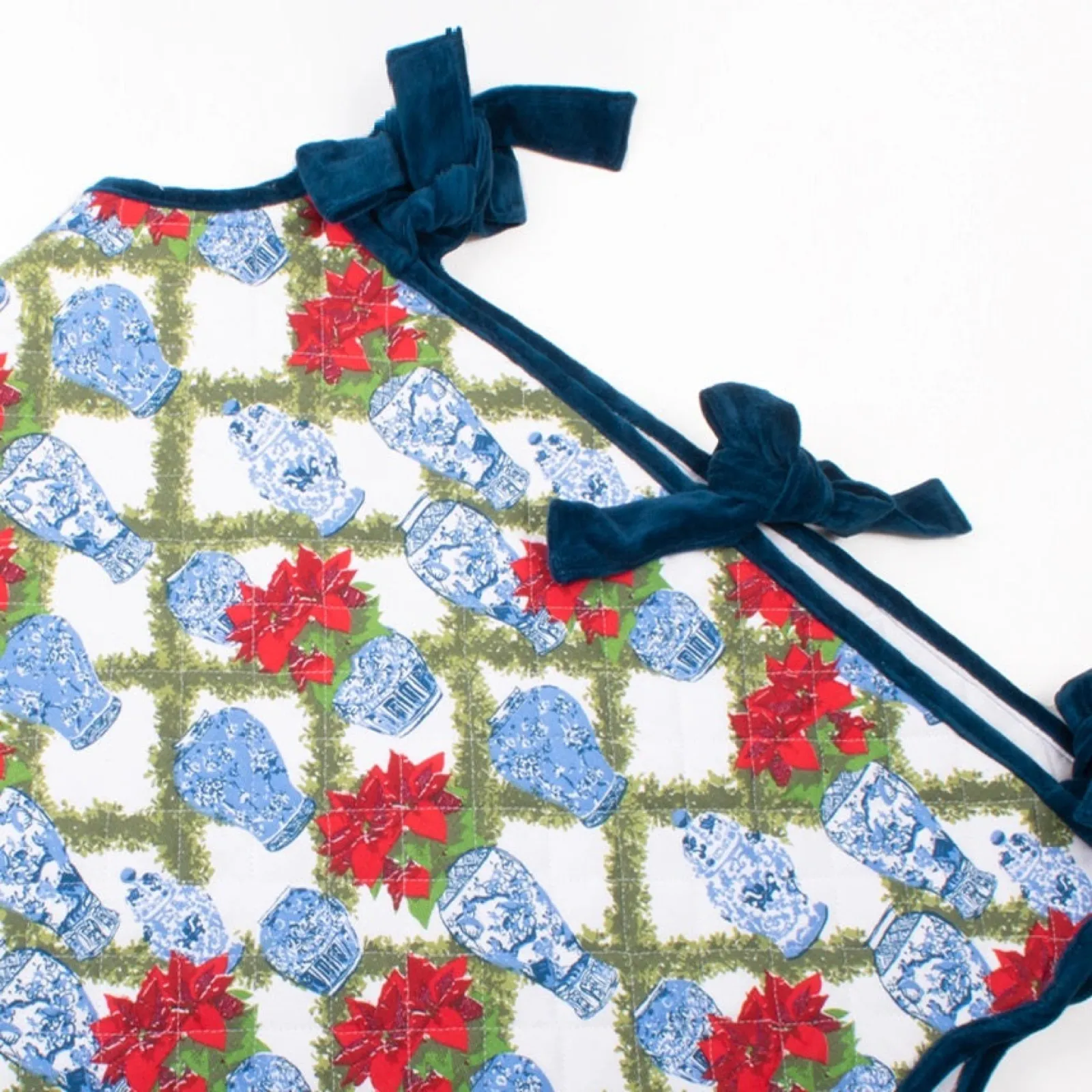 Poinsettia Chinoiserie Quilted Tree Skirt