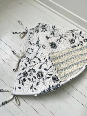 Quilted Patchwork Floral Tree Skirt
