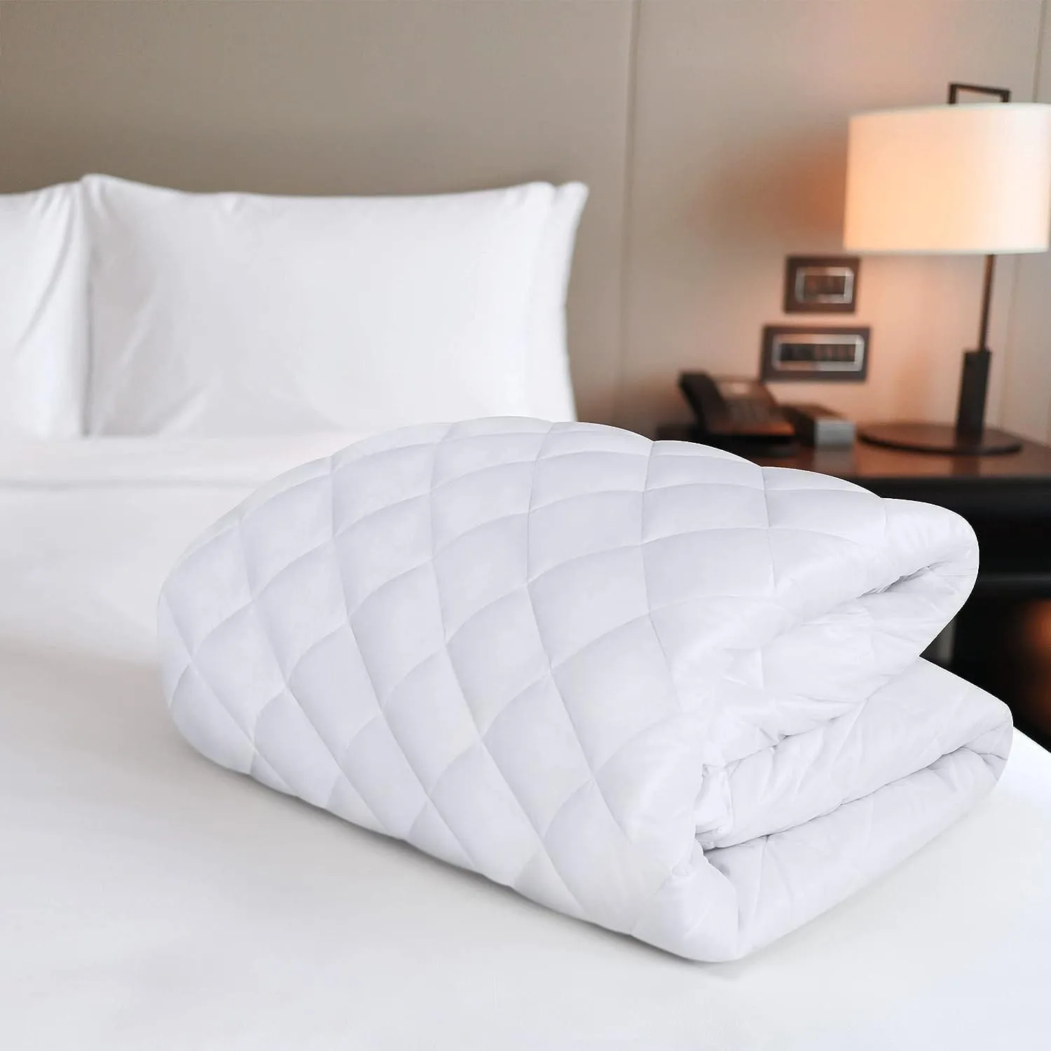 UTOPIA BEDDING - Quilted Fitted Mattress Pad