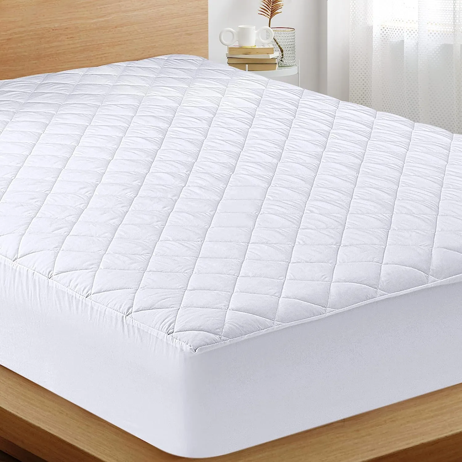 UTOPIA BEDDING - Quilted Fitted Mattress Pad