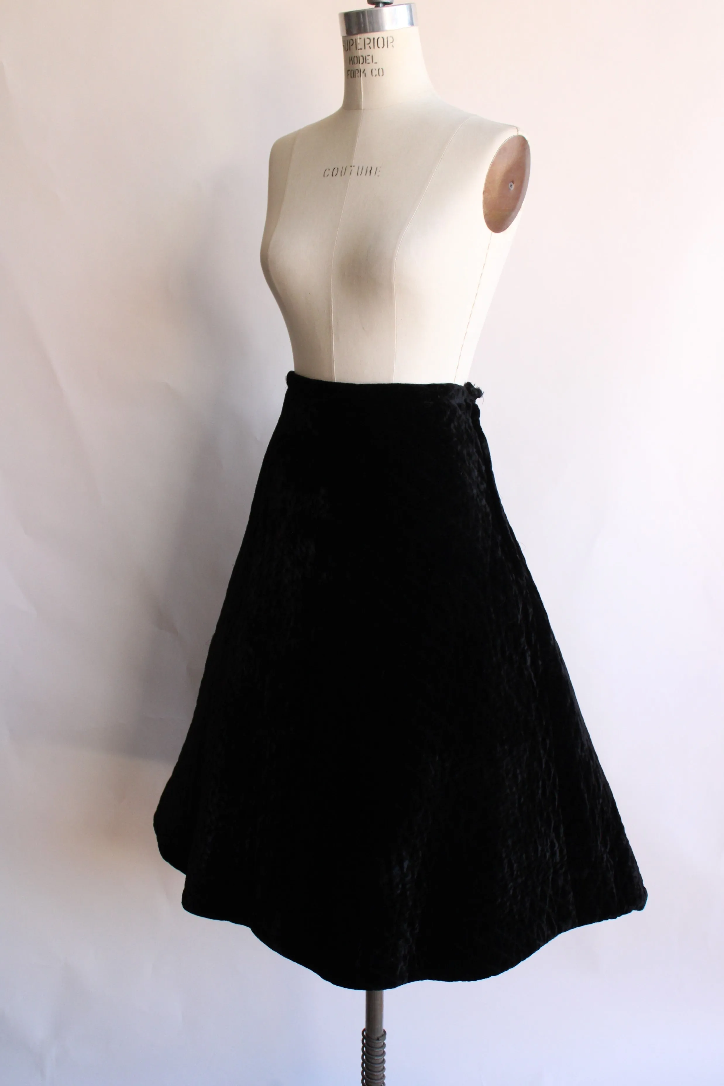 Vintage 1950s 1960s Black Velvet Quilted Skirt